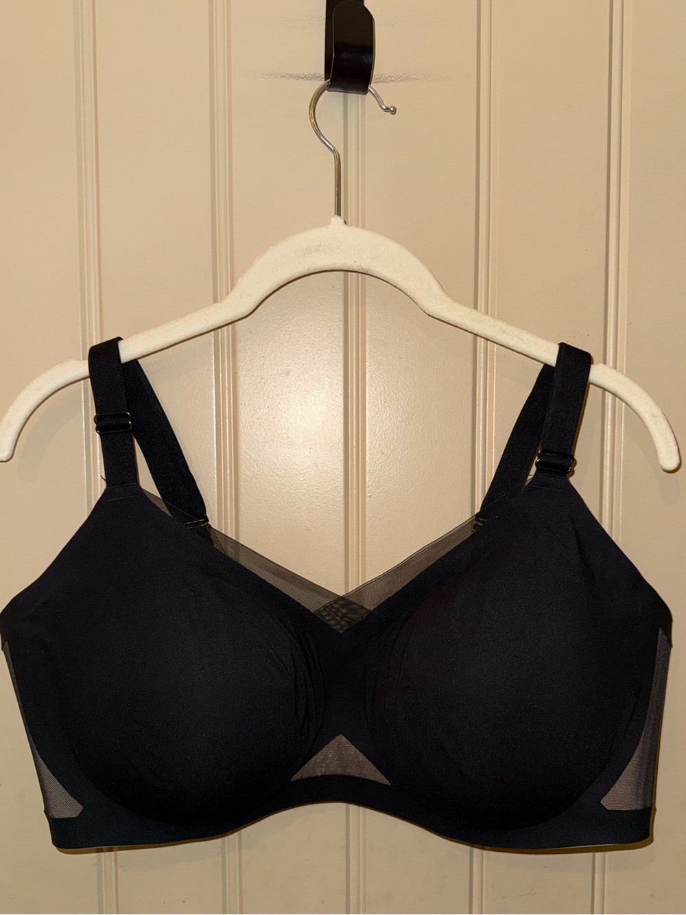 Honeylove Cross Over Bra Size 1X 40C/D Black Nude Wireless Lightly Padded